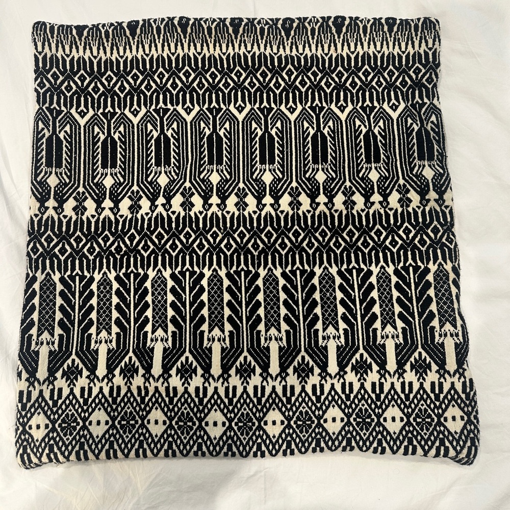 Black and White Patterned Throw Pillow Cover